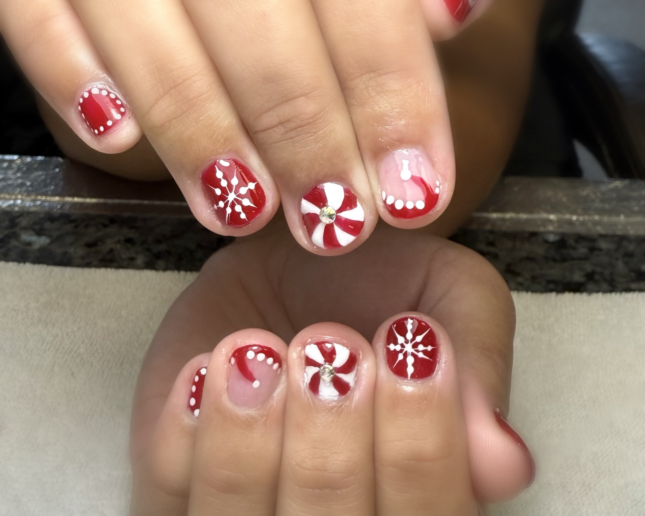 peppermint_nails